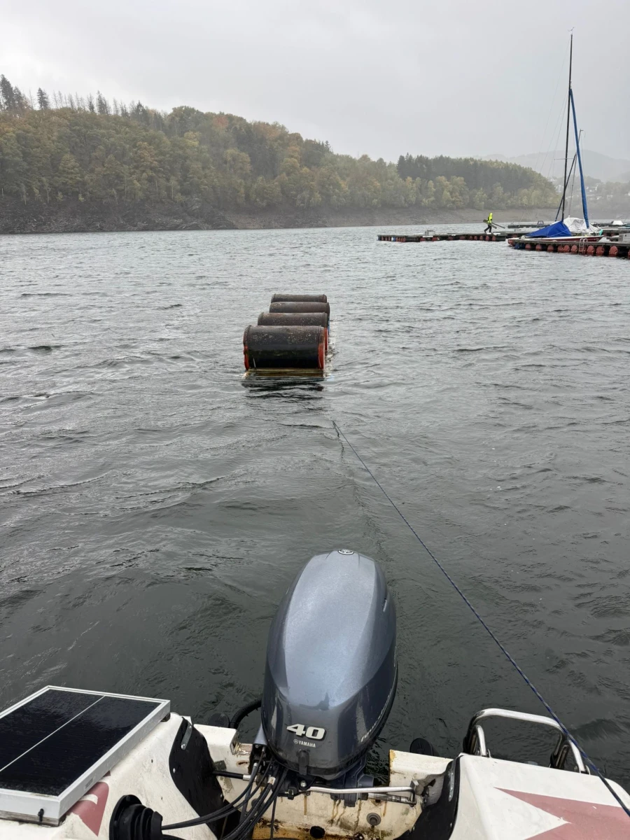 Motorboot Rursee arbeiten